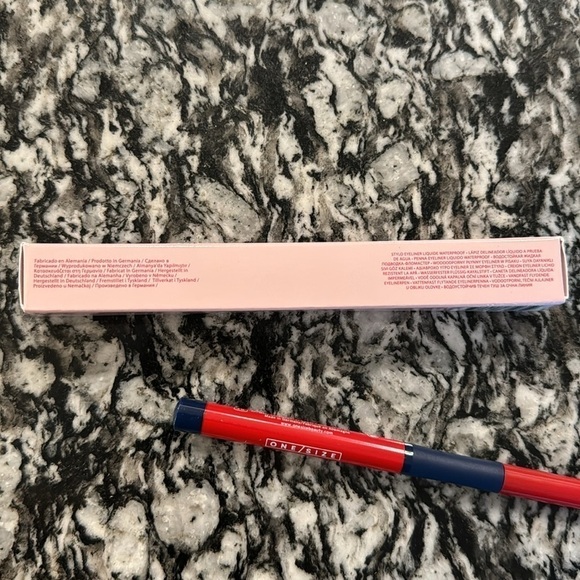ONE/SIZE Point Made Waterproof Liquid Eyeliner Pen - Picture 4 of 6
